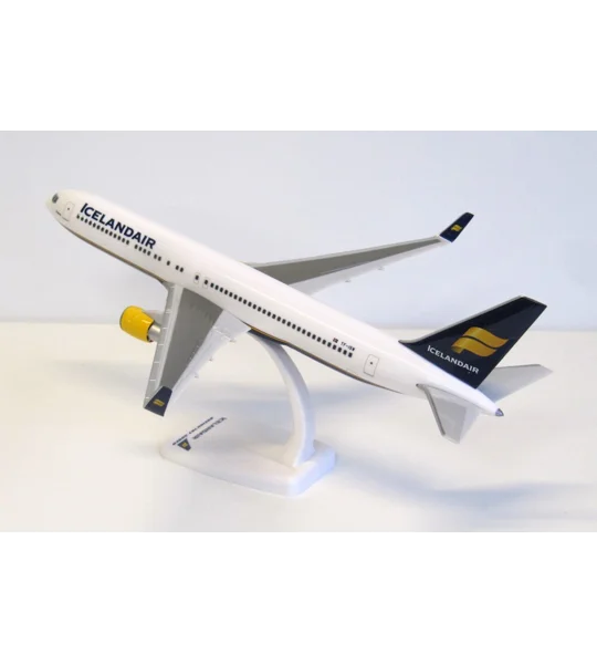 Icelandair Boeing 767-300ER 1:200