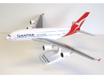 Qantas Airbus A380-800 1:200