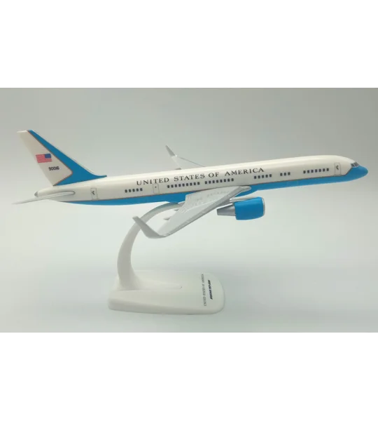 United States of America Boeing C-32A 1:200