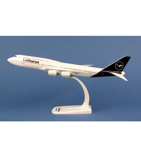 Lufthansa Boeing 747-8 1:250