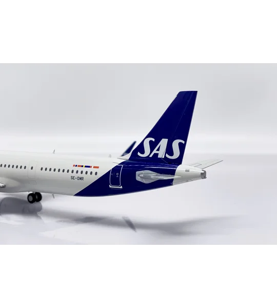 SAS Scandinavian Airbus A321LR 1:200