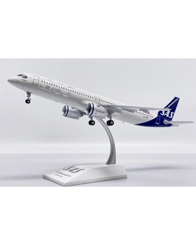 SAS Scandinavian Airbus A321LR 1:200