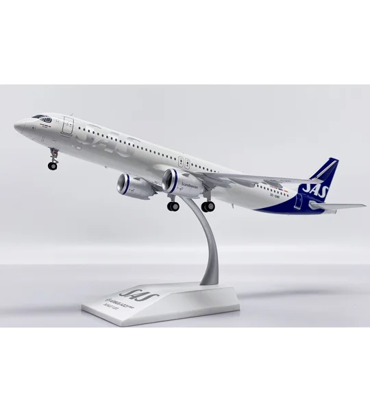 SAS Scandinavian Airbus A321LR 1:200