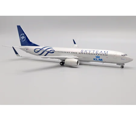KLM Boeing 737-900 "Skyteam" 1:200