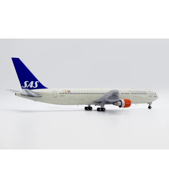 SAS Scandinavian Airlines Boeing 767-300ER 1:200