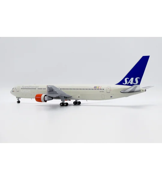 SAS Scandinavian Airlines Boeing 767-300ER 1:200