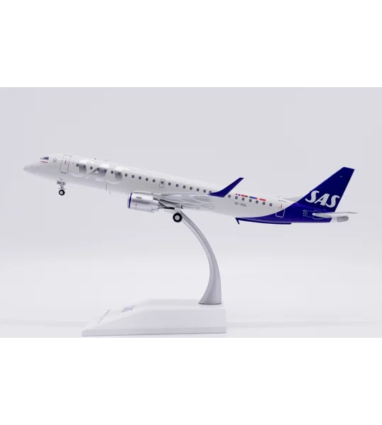 SAS Scandinavian Embraer 195LR 1:200