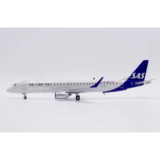 SAS Scandinavian Embraer 195LR 1:200