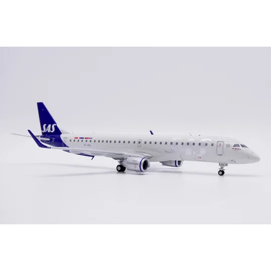 SAS Scandinavian Embraer 195LR 1:200