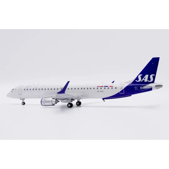 SAS Scandinavian Embraer 195LR 1:200