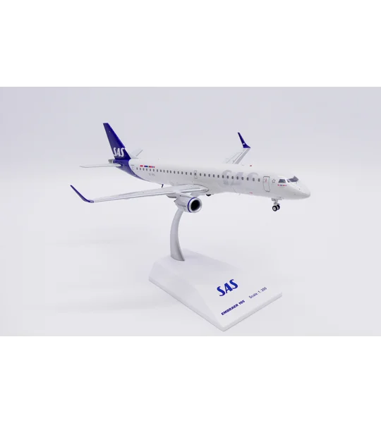 SAS Scandinavian Embraer 195LR 1:200