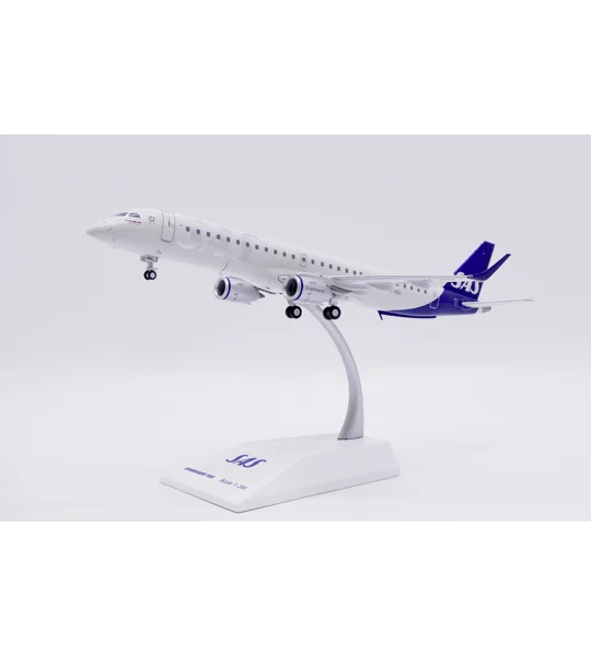 SAS Scandinavian Embraer 195LR 1:200