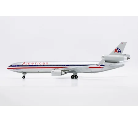 American McDonnell Douglas MD-11 1:200