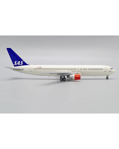 SAS Scandinavian Airlines Boeing 767-300ER 1:400