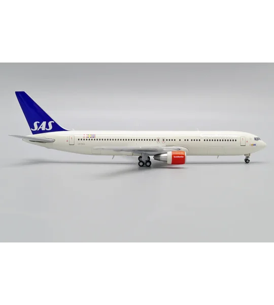 SAS Scandinavian Airlines Boeing 767-300ER 1:400