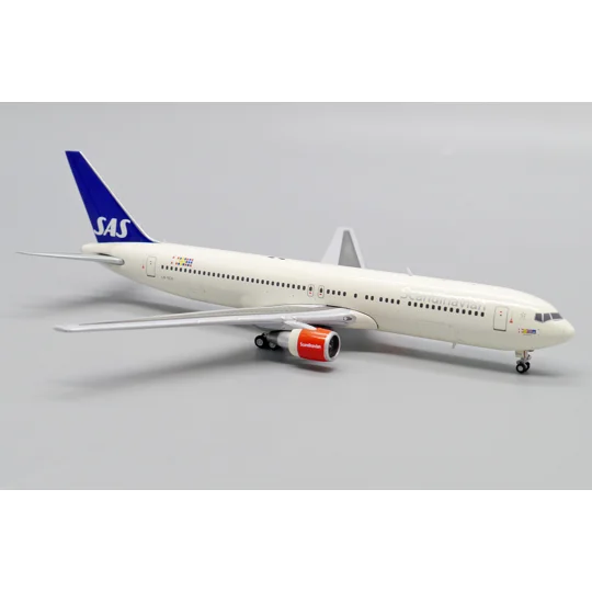 SAS Scandinavian Airlines Boeing 767-300ER 1:400