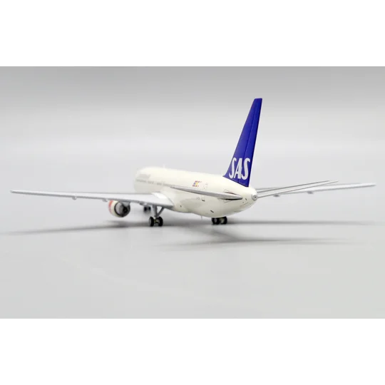 SAS Scandinavian Airlines Boeing 767-300ER 1:400