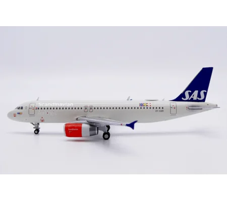 SAS Scandinavian Airlines Airbus A320-200 1:400