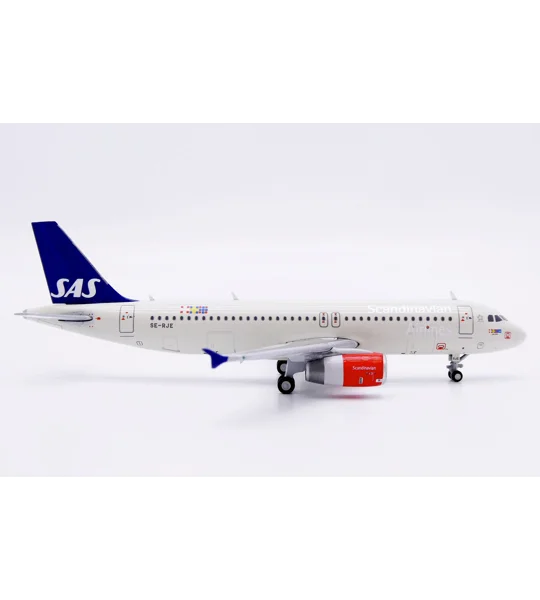 SAS Scandinavian Airlines Airbus A320-200 1:400
