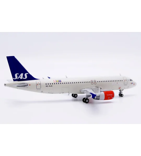 SAS Scandinavian Airlines Airbus A320-200 1:400