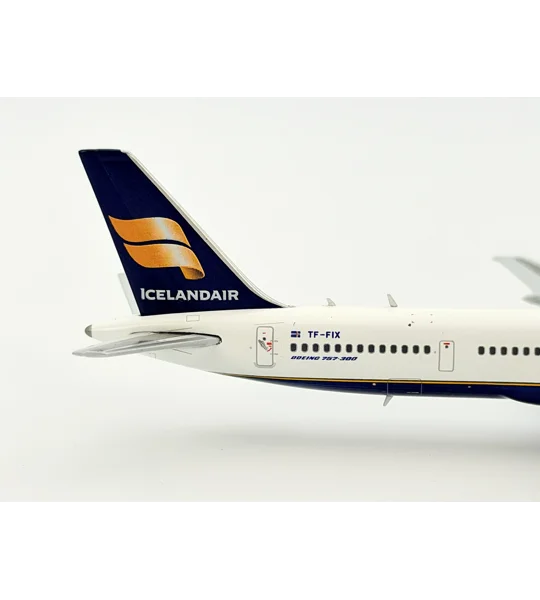 Icelandair Boeing 757-300 1:400
