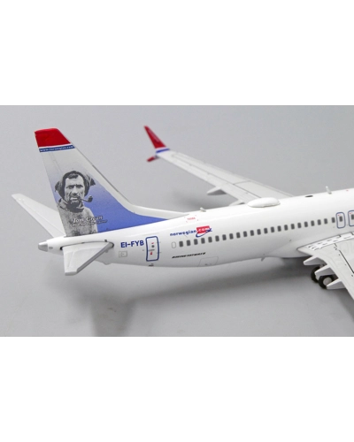 Norwegian Boeing 737-8 1:400