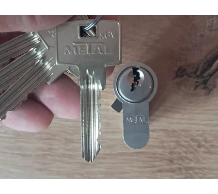 METAL X6V /V-Profile Security Cylinder lock With 4 keys