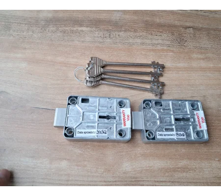 2 X Lowe & Fletcher 3012 Keyed Alike Safe Locks With 4 Keys 120mm