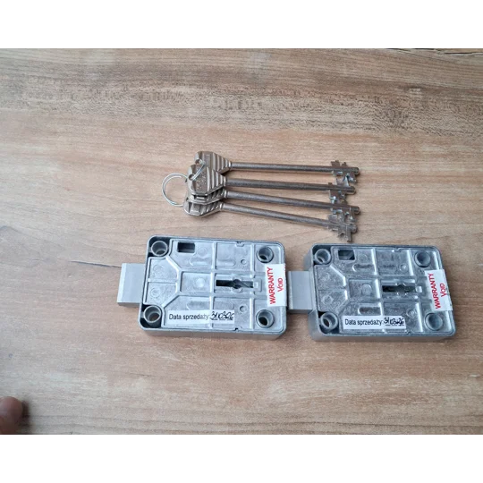 2 X Lowe & Fletcher 3012 Keyed Alike Safe Locks With 4 Keys 120mm