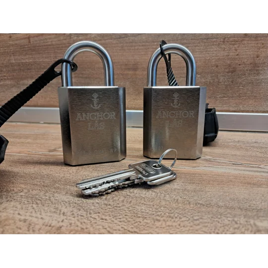 2 Keyed Alike Padlocks ANCHOR LÅS 802-2 S25 Oval Waterproof With 3 Keys