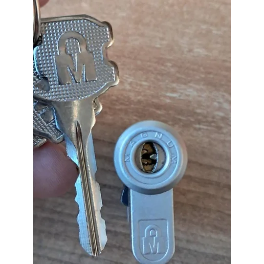 Magnum Montblanc 8100 Serie High Security Cylinder Lock with 5Keys