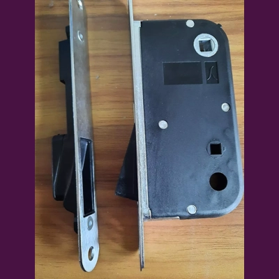 BONAITI B-ONE (Italy) interior magnetic lock /WC version