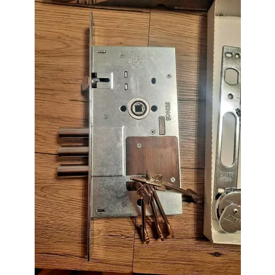 KALE KILIT 252RL High Security Deadbolt/Door Lock