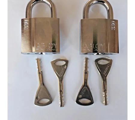 2 X ABLOY PL330/25T PROTEC 2 Keyed Alike Padlocks with 4 Keys