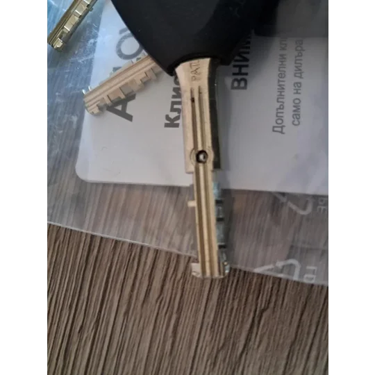 2 X ABLOY PL 350/25 T PROTEC2 Keyed Alike Hardened Steel Padlocks With 4 Keys