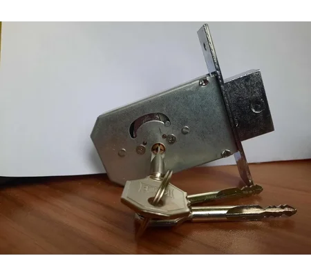 Kale Kilit 156F/Deadbolt/Crosskey Type Cylinder with 3 Keys
