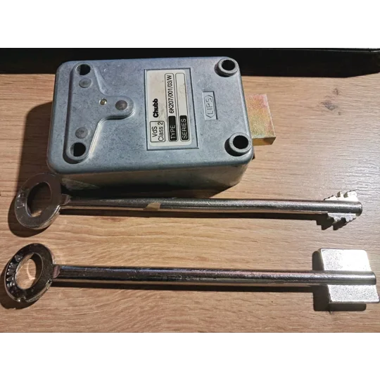 SANK4 / For Chubb Lips /Safe Key blank
