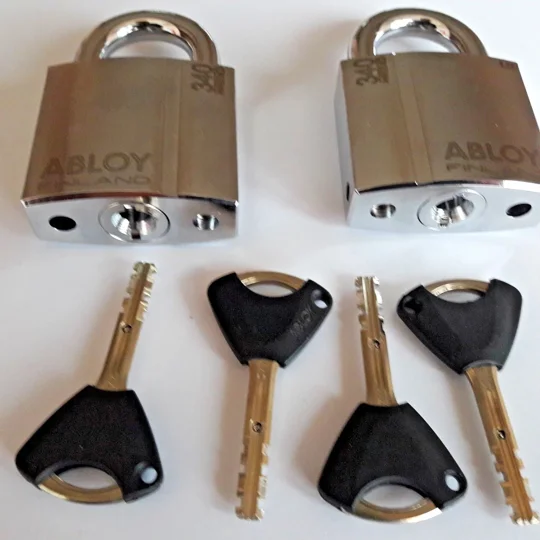 2 X Keyed Alike Padlocks ABLOY PROTEC2 PL340/25 T /High-Security/ With 4 Keys