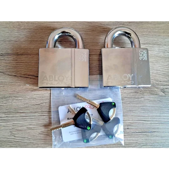 2 X ABLOY PL 350/25 T PROTEC2 Keyed Alike Hardened Steel Padlocks With 4 Keys