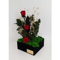 Cutie catifea cu trandafiri nemuritori M57