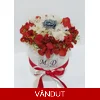 Cutie cu trandafiri eterni M75