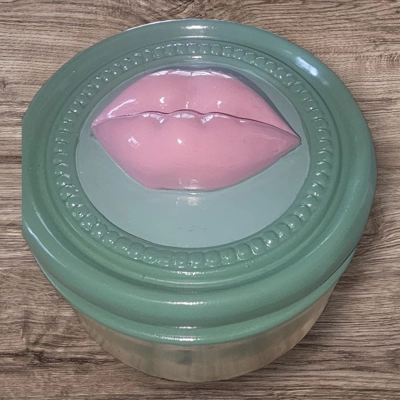 Lips candle Lips candle