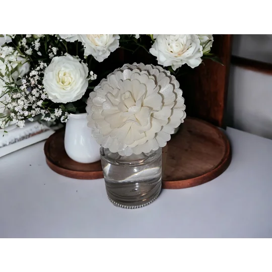 Aftershave inspired floral diffusers