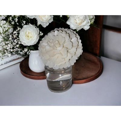 Perfume inspired flower diffusers Perfume inspired flower diffusers