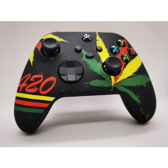 Xbox Wireless Controller - 420 Weed Leaf
