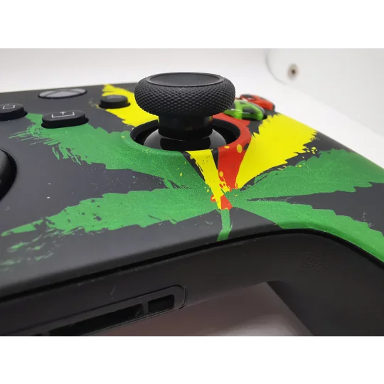 Xbox Wireless Controller - 420 Weed Leaf