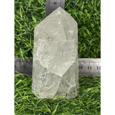 Craked Quartz Tower