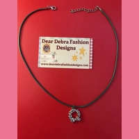 Wreath With Leather green Necklac..