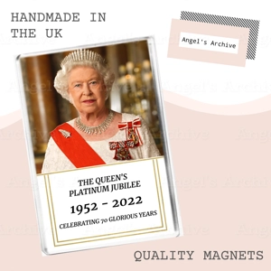 Queen Elizabeth II ✳ Platinum Jubilee ✳ Royal ✳ Fridge Magnet ✳Gift