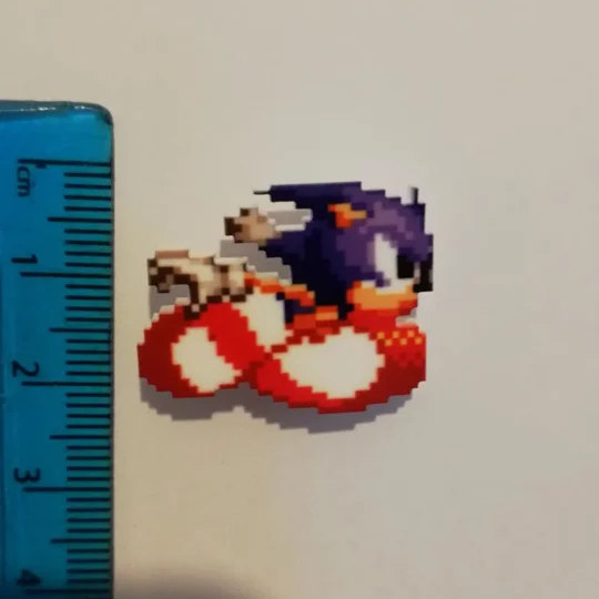 Sonic the Hedgehog - 16-bit pin badge - Sonic running